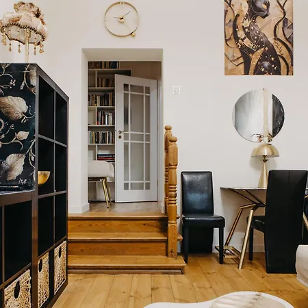 Madame&the Cat - Klimatyczny Tuż Przy Placu Grunwaldzkim Fair *