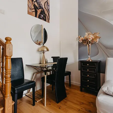 Madame&the Cat - Klimatyczny Tuż Przy Placu Grunwaldzkim Fair